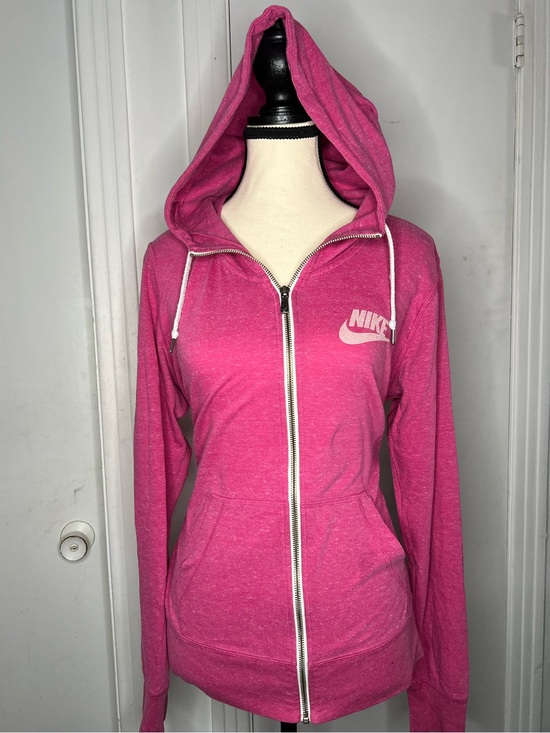 Nike Tops - Nike zipup hoodie
